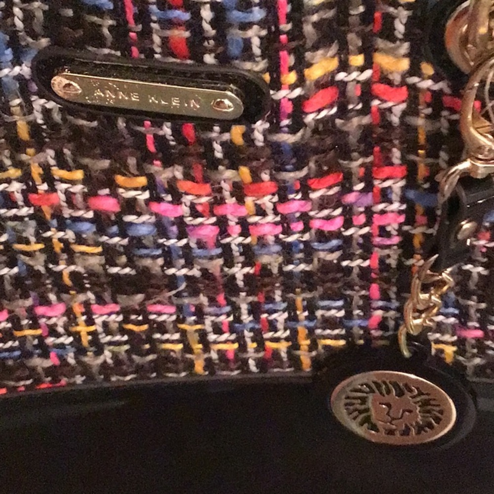 ANNE KLEIN VINTAGE BAG BLACK PATENT LEATHER /WEAVE - Picture 5 of 7